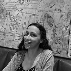 Meet your Posher, Jennifer